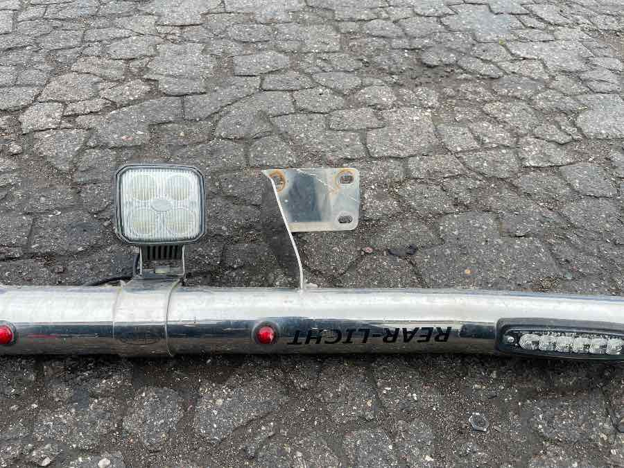 VOLVO LIGHT BOOM, CHROME - Luči/ Osvetlitev za Tovornjak: slika 2 VOLVO LIGHT BOOM, CHROME - Luči/ Osvetlitev za Tovornjak: slika 2