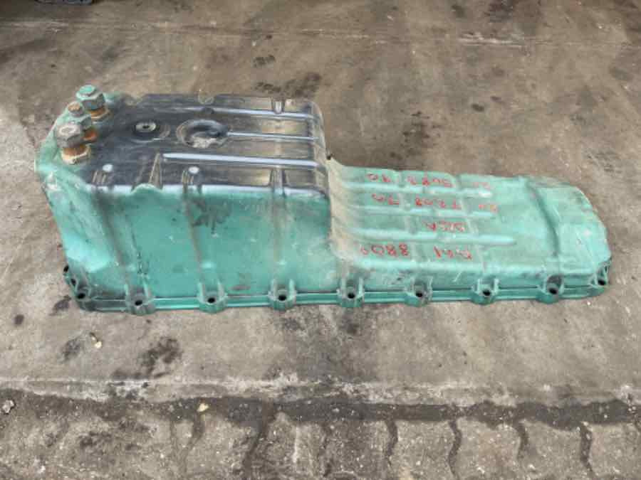 VOLVO OIL SUMP 26368390 - Motor in deli za Tovornjak: slika 2 VOLVO OIL SUMP 26368390 - Motor in deli za Tovornjak: slika 2