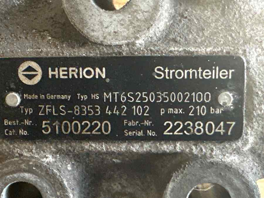 VOLVO STEERING VALVE 20757513 - Zavorni ventil za Tovornjak: slika 3 VOLVO STEERING VALVE 20757513 - Zavorni ventil za Tovornjak: slika 3