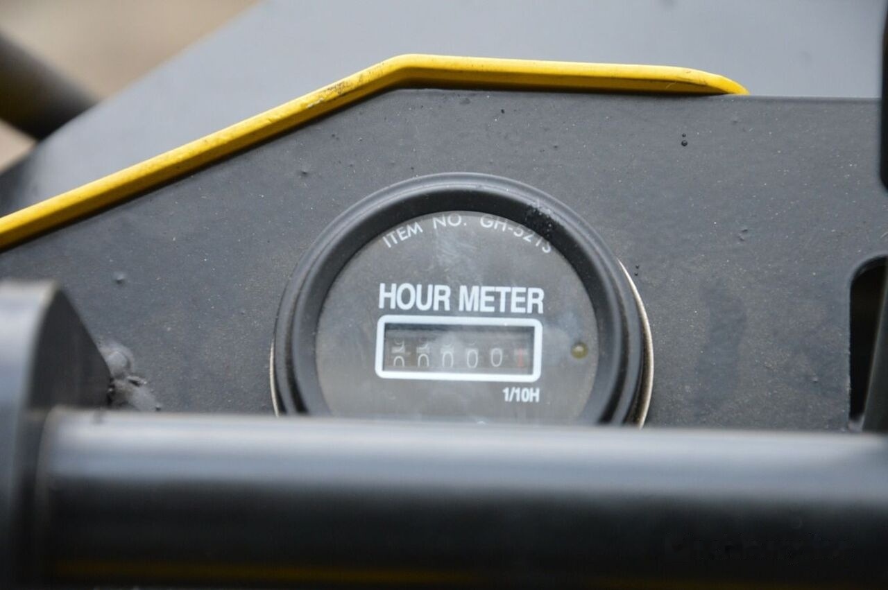 Nov Mini nakladalec Tur Poland Mini Loader TUR N 520 Mini Hoflader Kompaktlader Briggs&Stratton: slika 28