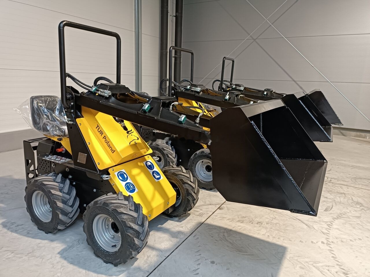Nov Mini nakladalec Tur Poland Mini Loader TUR N 520 Mini Hoflader Kompaktlader Briggs&Stratton: slika 44