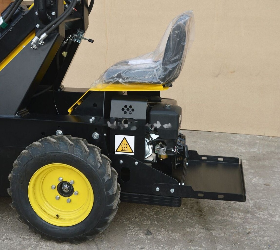 Nov Mini nakladalec Tur Poland Miniradlader Miniloader Mini hoflader TUR N 520 Briggs&Stratton: slika 17
