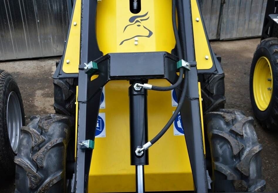 Nov Mini nakladalec Tur Poland Miniradlader Miniloader Mini hoflader TUR N 520 Briggs&Stratton: slika 26