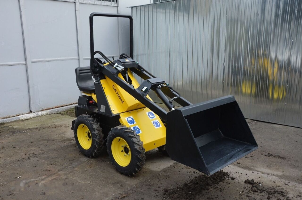 Nov Mini nakladalec Tur Poland Miniradlader Miniloader Mini hoflader TUR N 520 Briggs&Stratton: slika 14