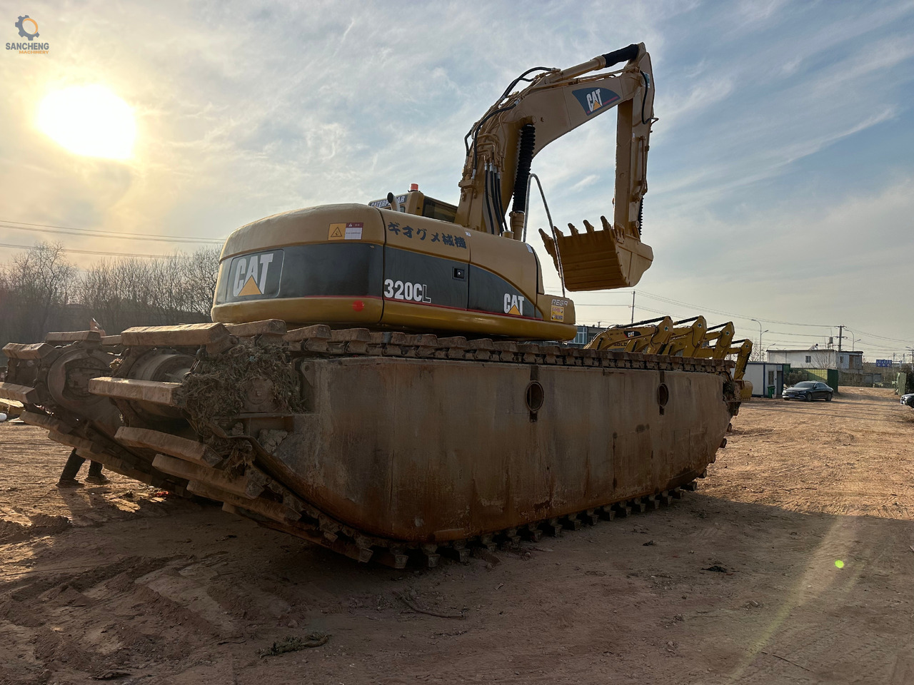 CAT 320CL - Amfibijski bager: slika 2 CAT 320CL - Amfibijski bager: slika 2