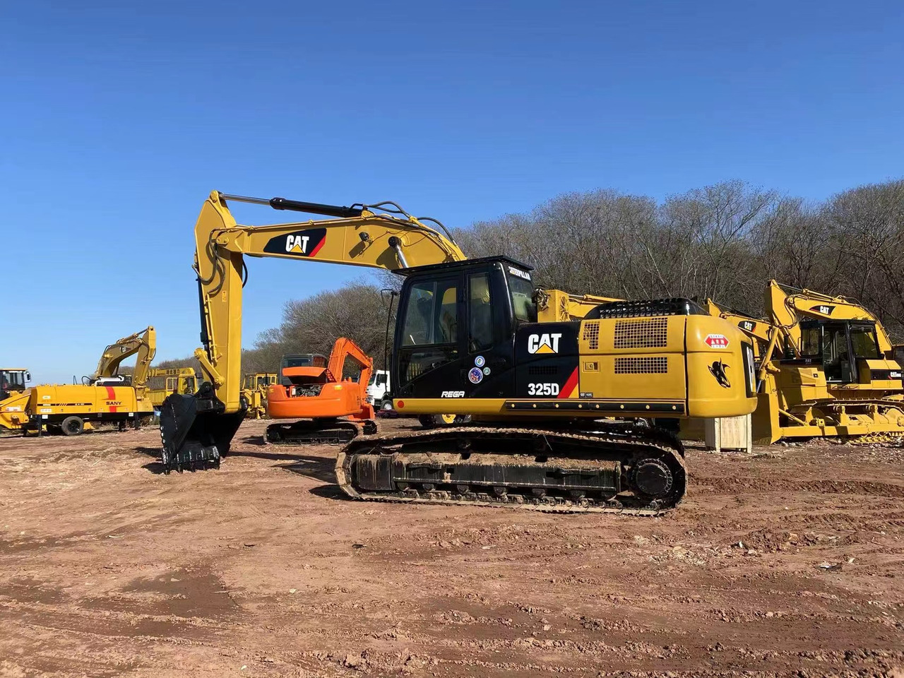 CAT 325D - Bager: slika 1 CAT 325D - Bager: slika 1