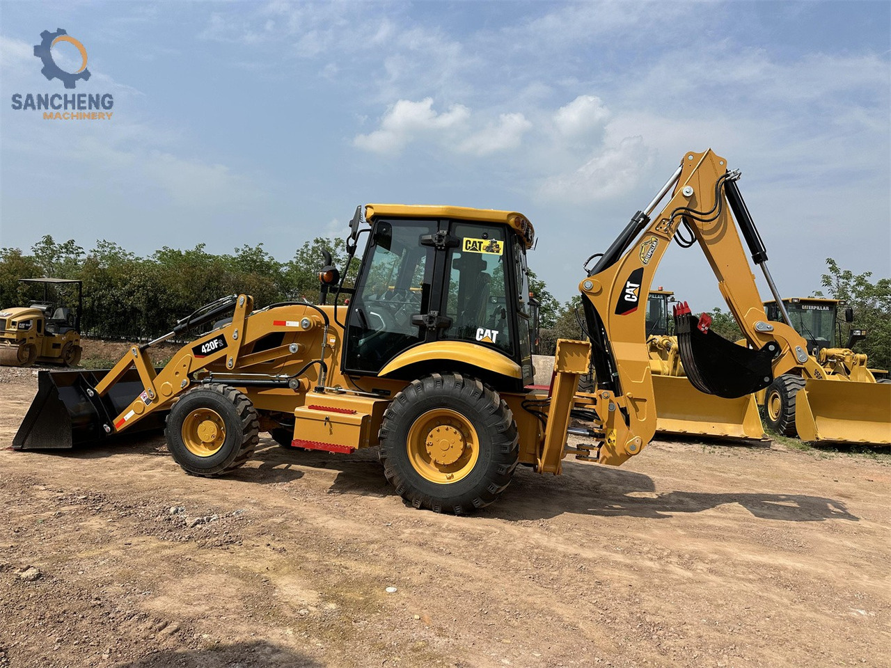 CAT 420F2 - Bager nakladalec: slika 2 CAT 420F2 - Bager nakladalec: slika 2