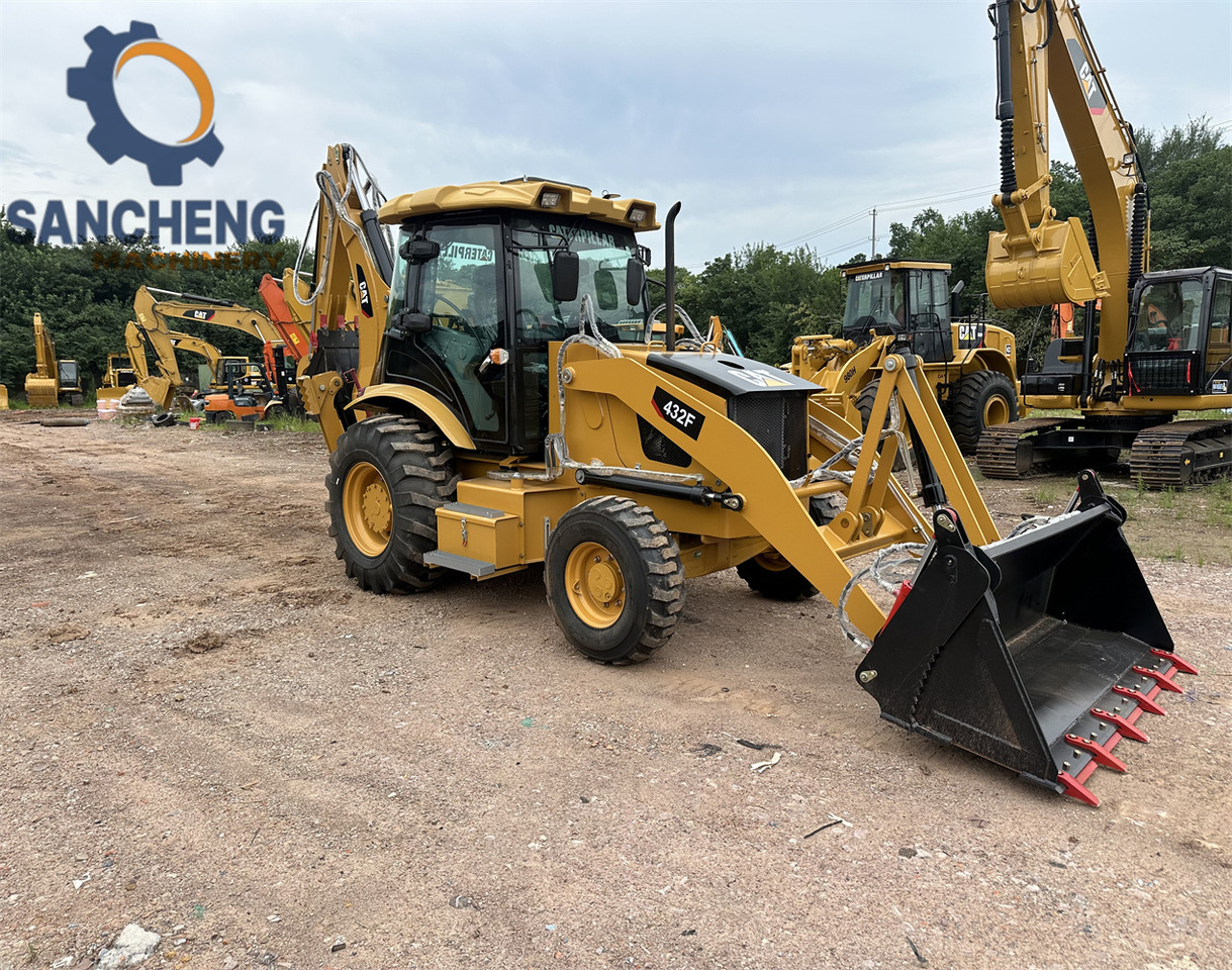 CAT 432F - Bager nakladalec: slika 1 CAT 432F - Bager nakladalec: slika 1