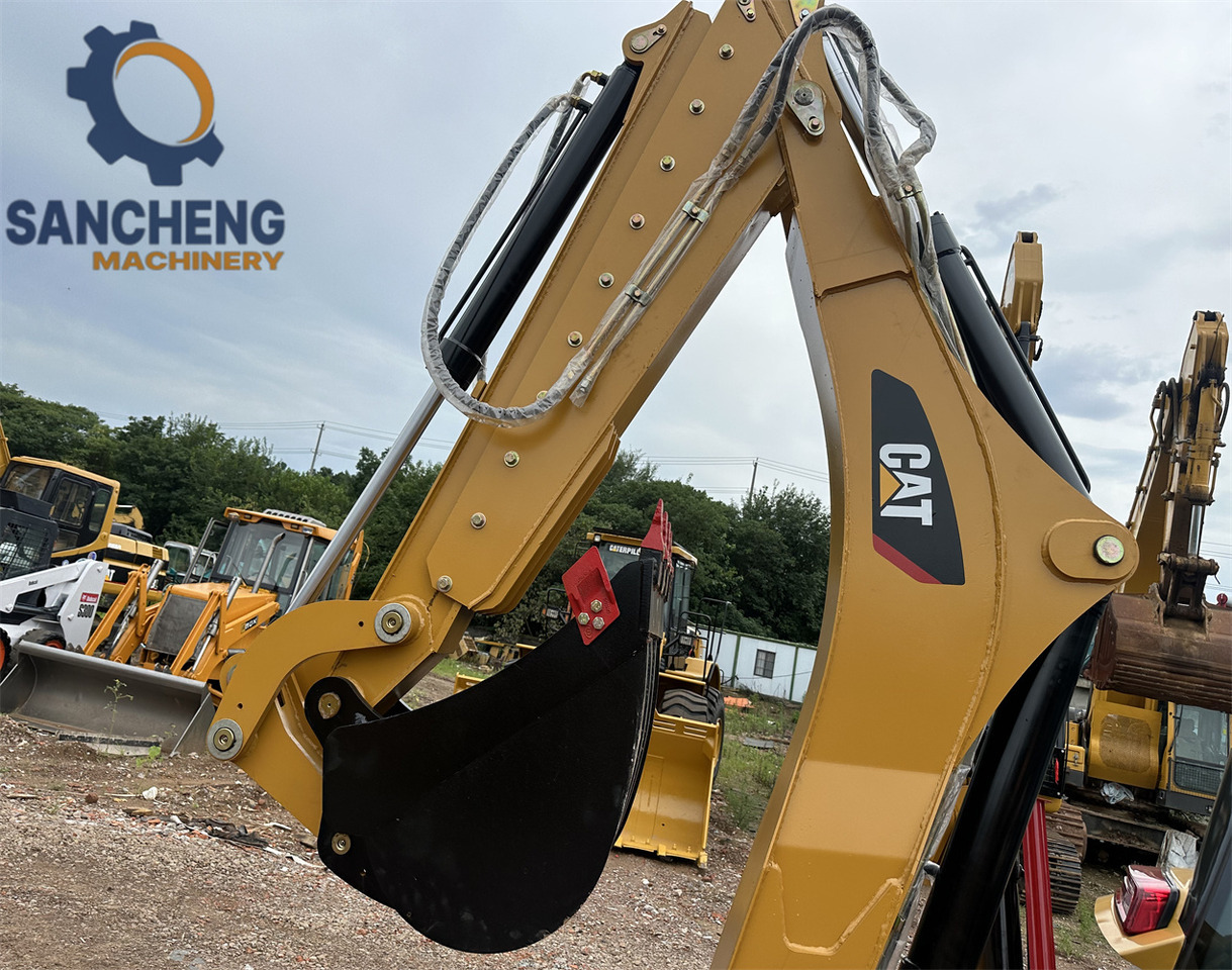 CAT 432F - Bager nakladalec: slika 4 CAT 432F - Bager nakladalec: slika 4