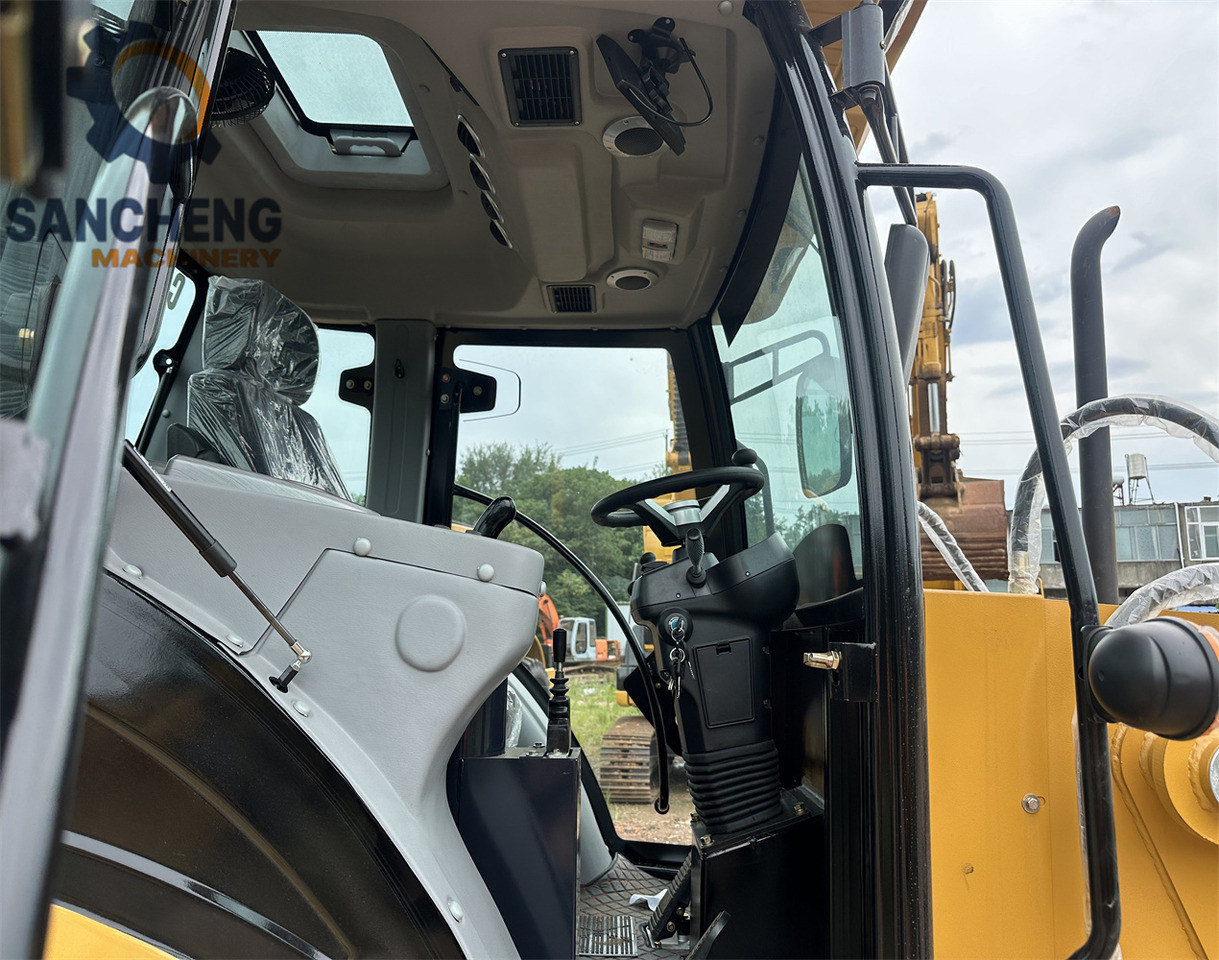 CAT 432F backhoe loader - Bager nakladalec: slika 5 CAT 432F backhoe loader - Bager nakladalec: slika 5