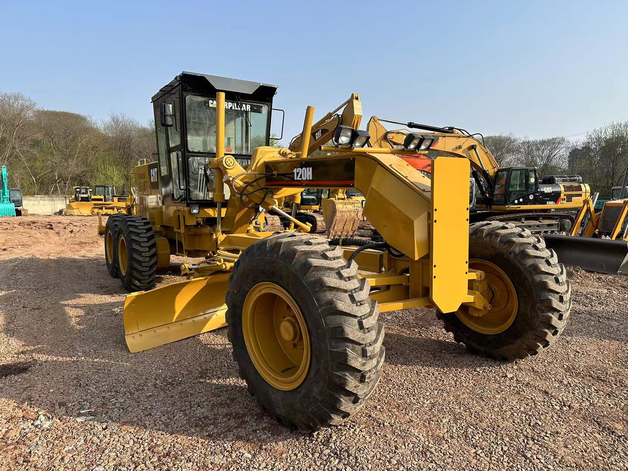 CATERPILLAR 120H - Greder: slika 2 CATERPILLAR 120H - Greder: slika 2