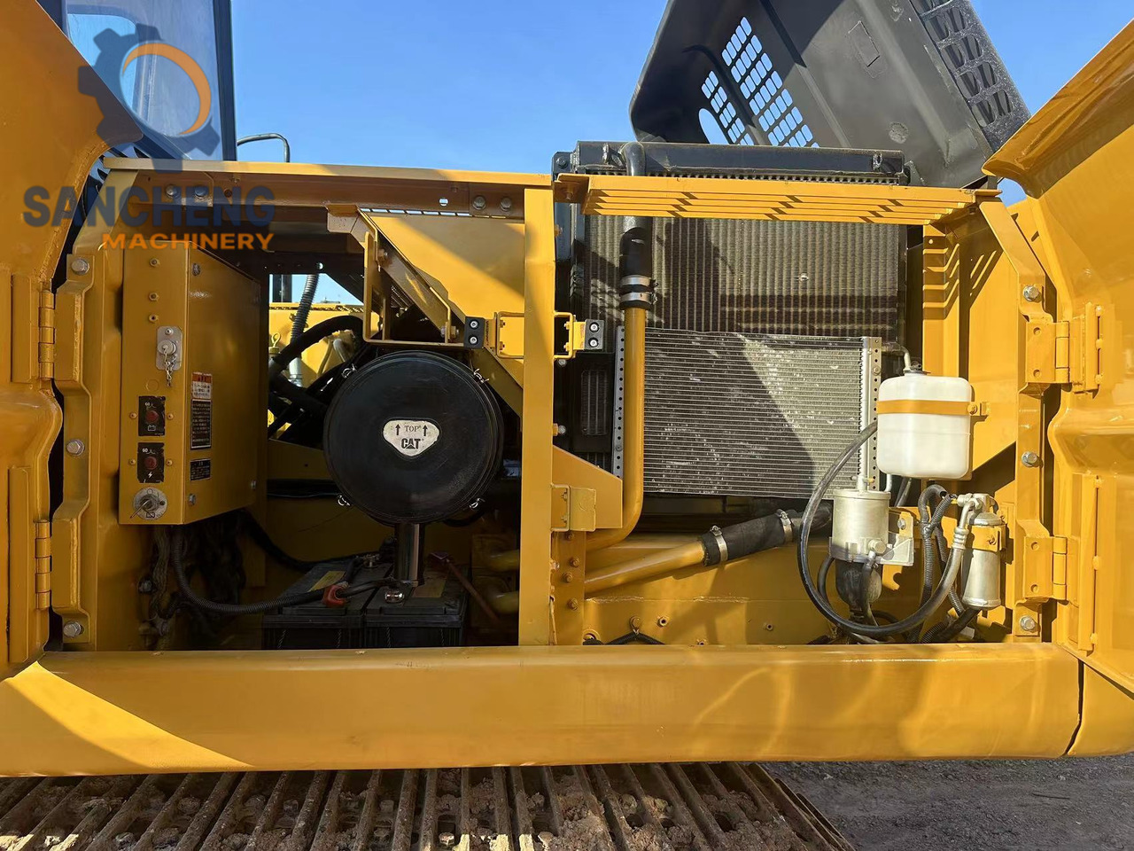 Bager goseničar CATERPILLAR 320B: slika 9