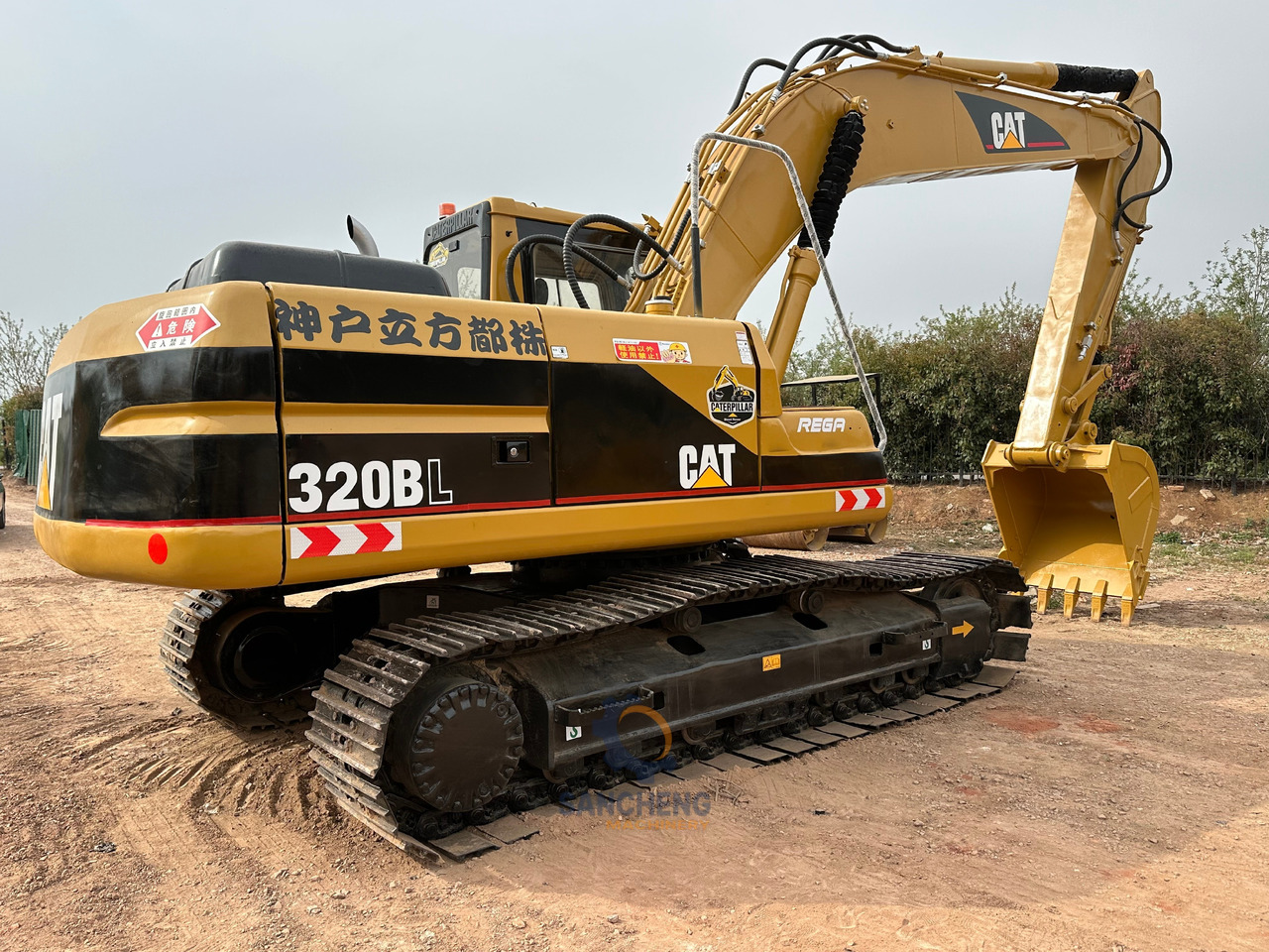 CATERPILLAR 320BL - Bager goseničar: slika 1 CATERPILLAR 320BL - Bager goseničar: slika 1
