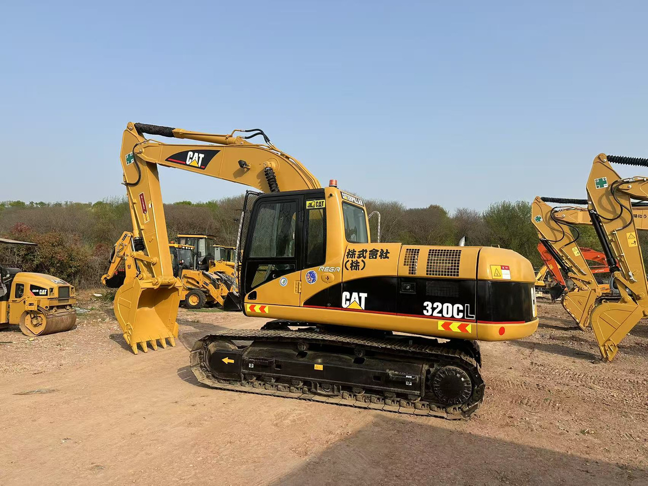 CATERPILLAR 320C - Bager goseničar: slika 3 CATERPILLAR 320C - Bager goseničar: slika 3