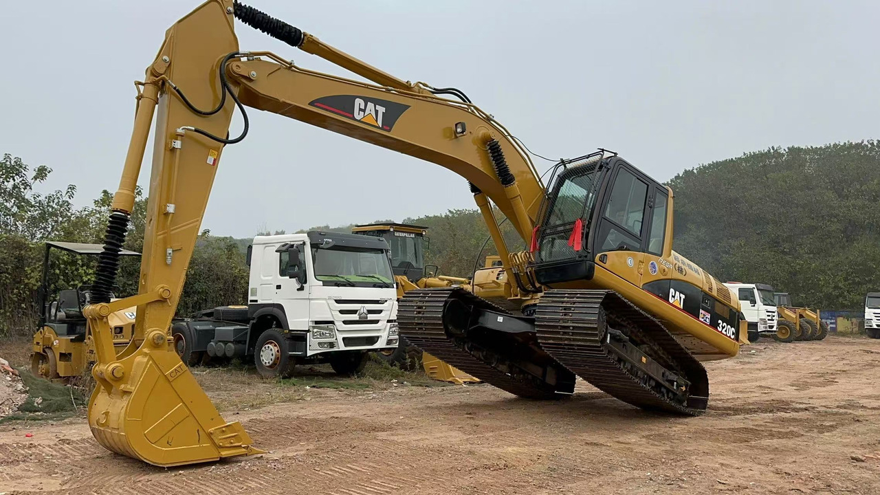 CATERPILLAR 320CL - Bager goseničar: slika 3 CATERPILLAR 320CL - Bager goseničar: slika 3