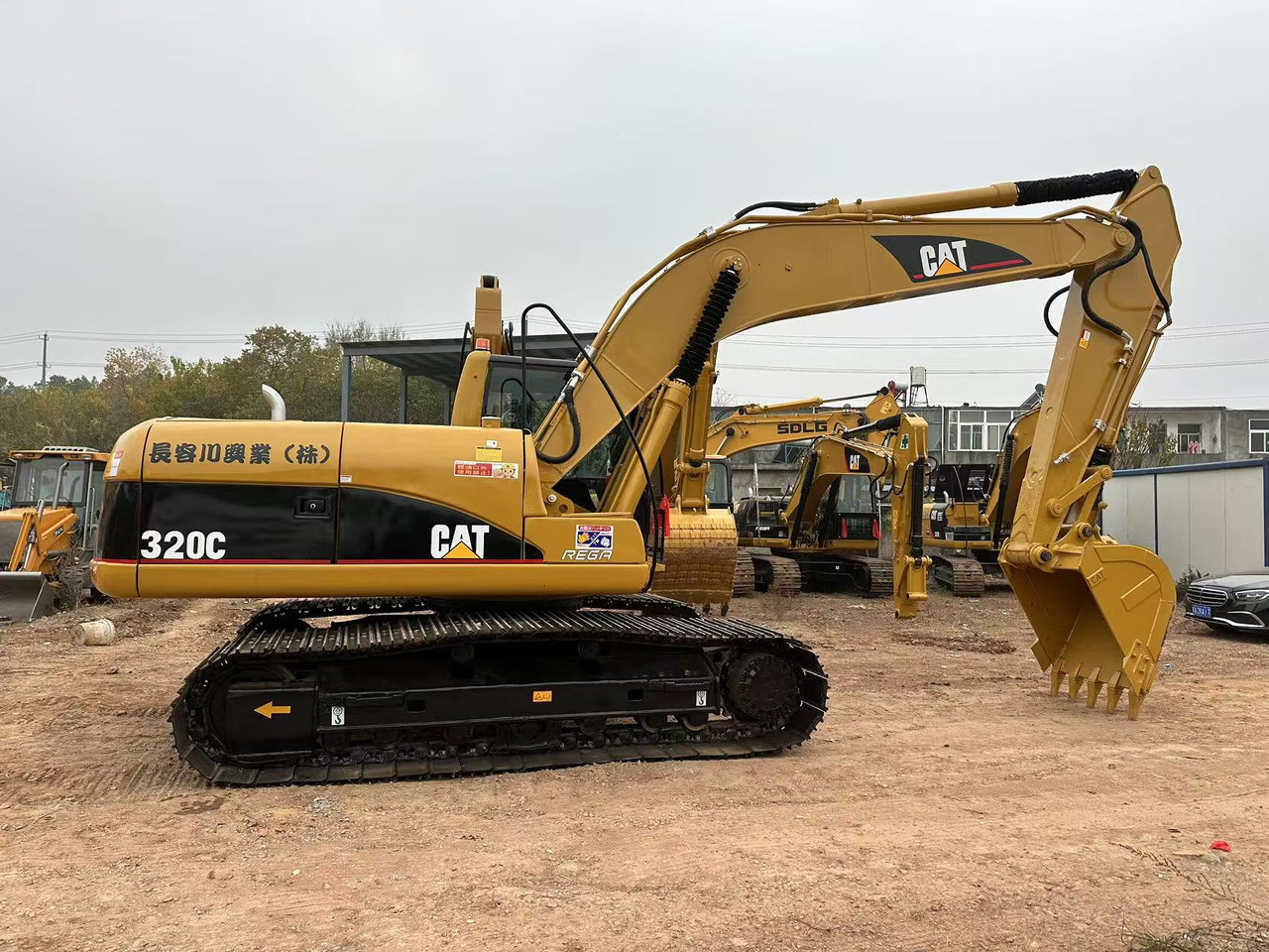 CATERPILLAR 320CL - Bager goseničar: slika 1 CATERPILLAR 320CL - Bager goseničar: slika 1