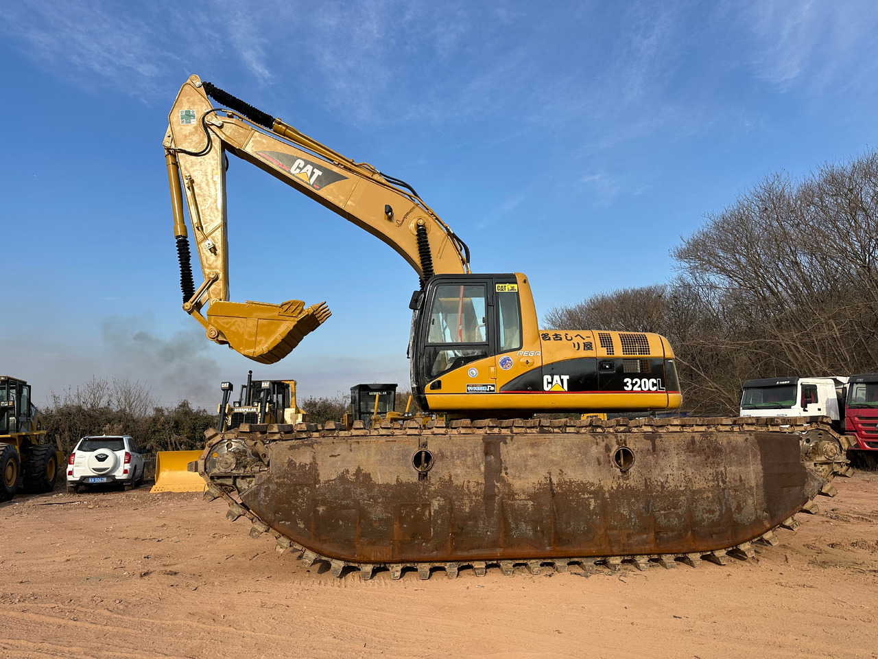 CATERPILLAR 320CL - Amfibijski bager: slika 3 CATERPILLAR 320CL - Amfibijski bager: slika 3