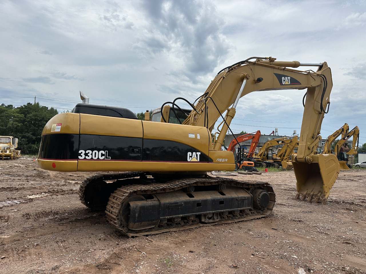 CATERPILLAR 330CL - Bager: slika 2 CATERPILLAR 330CL - Bager: slika 2