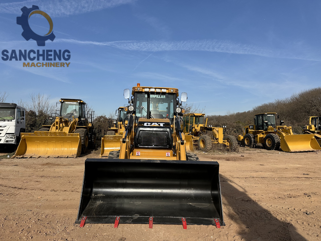 CATERPILLAR 420F2 - Bager nakladalec: slika 5 CATERPILLAR 420F2 - Bager nakladalec: slika 5