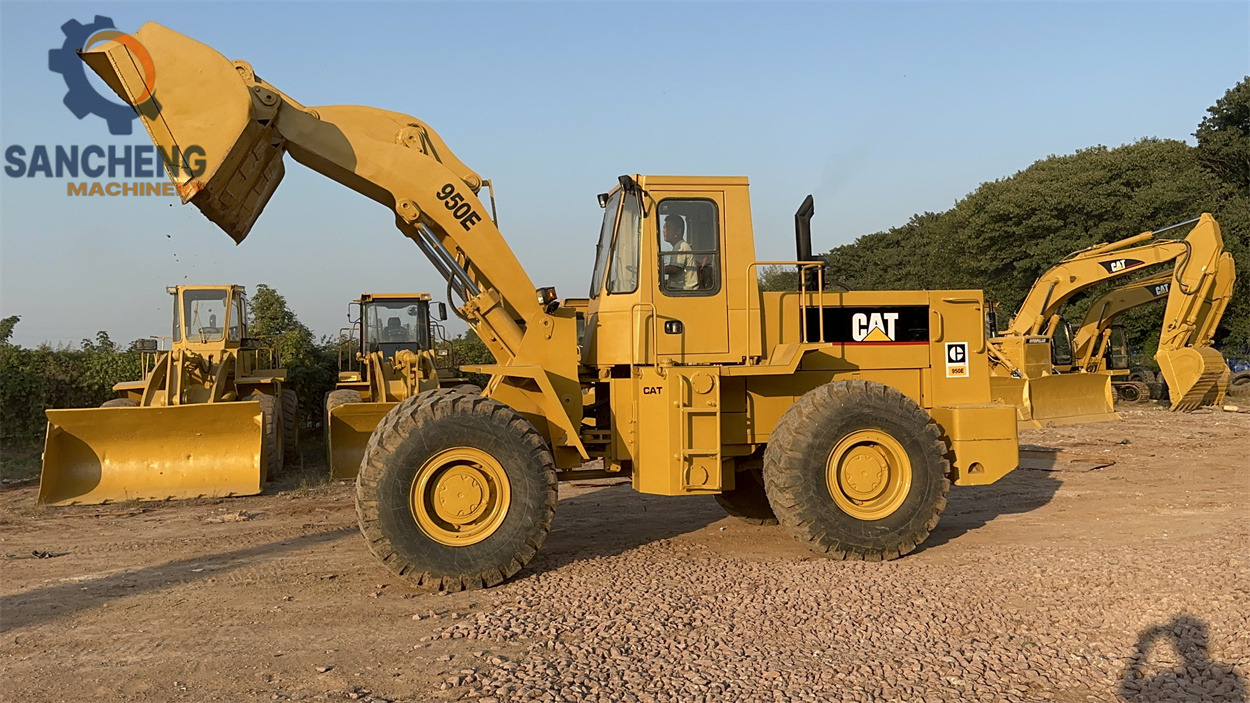 CATERPILLAR 950E - Kolesni nakladalec: slika 1 CATERPILLAR 950E - Kolesni nakladalec: slika 1