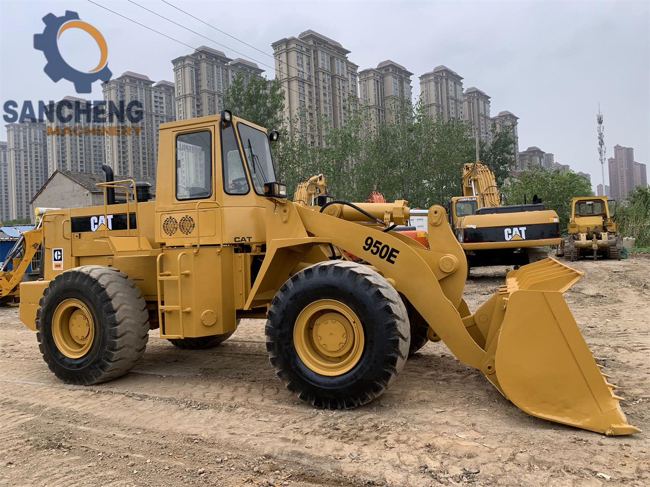 CATERPILLAR 950E - Kolesni nakladalec: slika 2 CATERPILLAR 950E - Kolesni nakladalec: slika 2