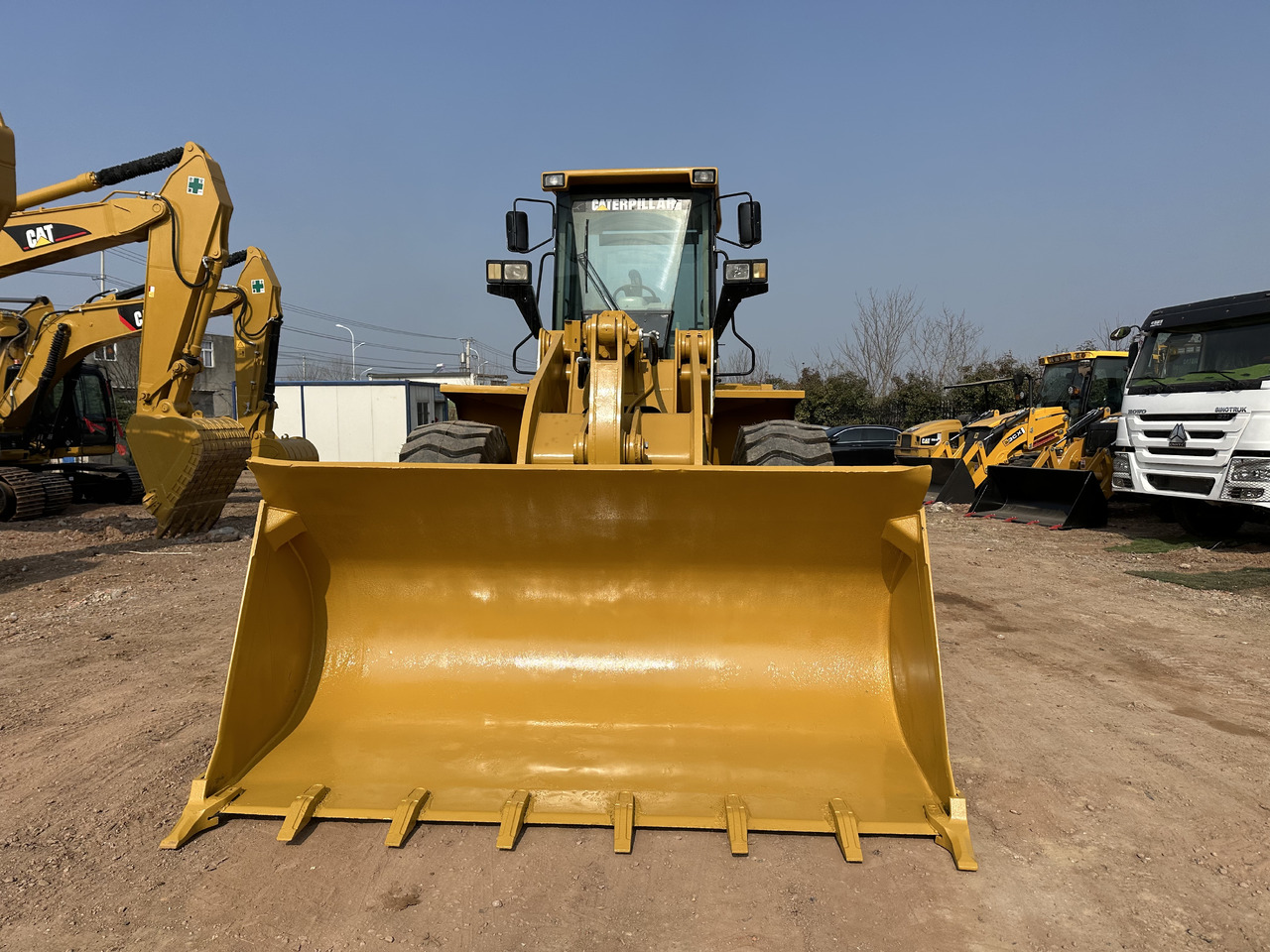 CATERPILLAR 950G - Kolesni nakladalec: slika 2 CATERPILLAR 950G - Kolesni nakladalec: slika 2