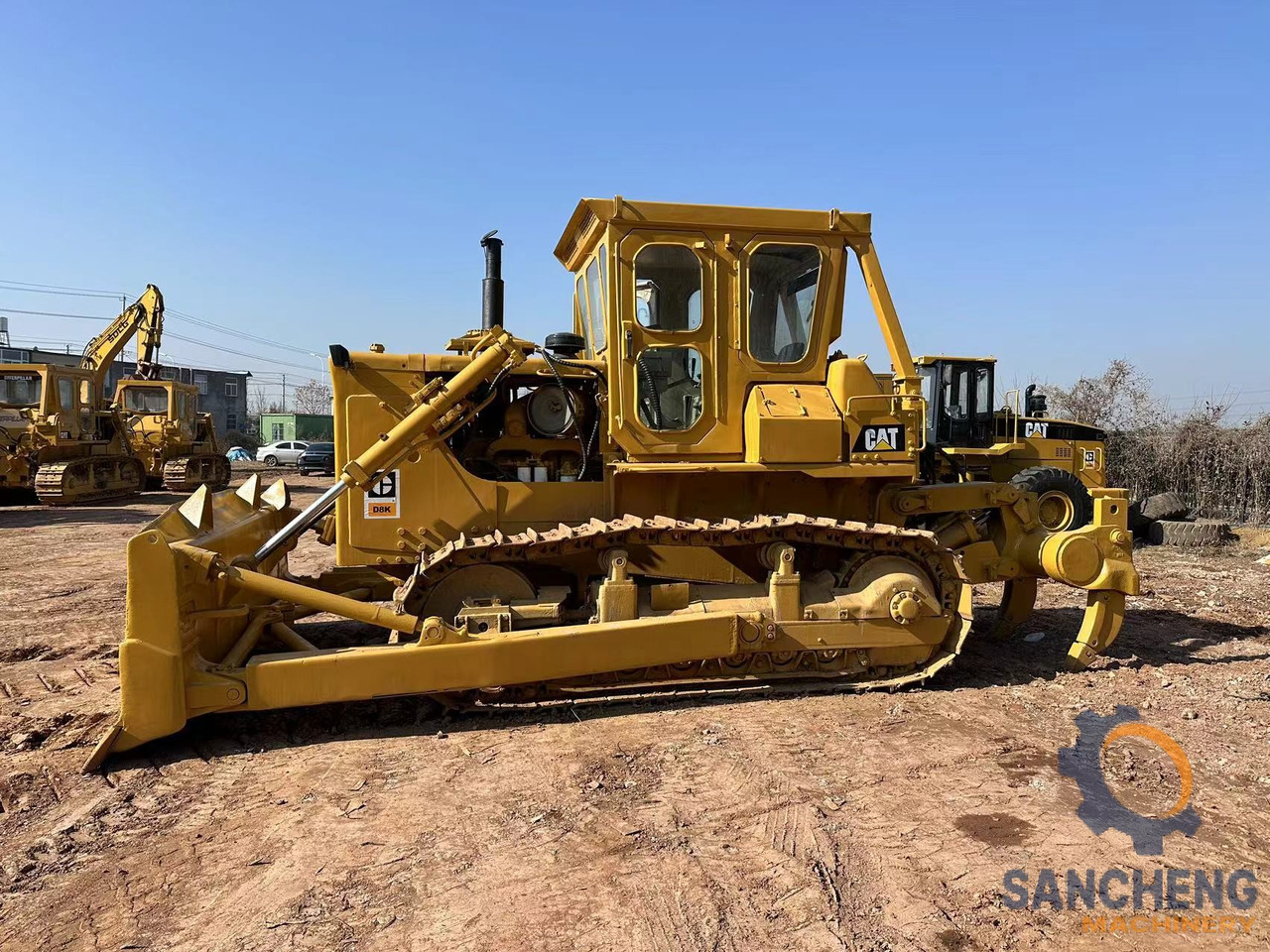 Buldožer CATERPILLAR D8K: slika 12