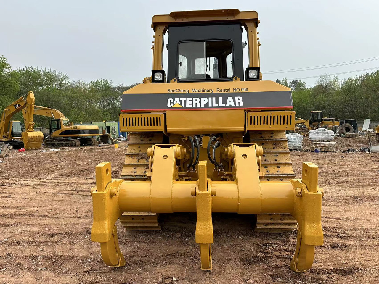 CATERPILLAR D8R - Buldožer: slika 4 CATERPILLAR D8R - Buldožer: slika 4