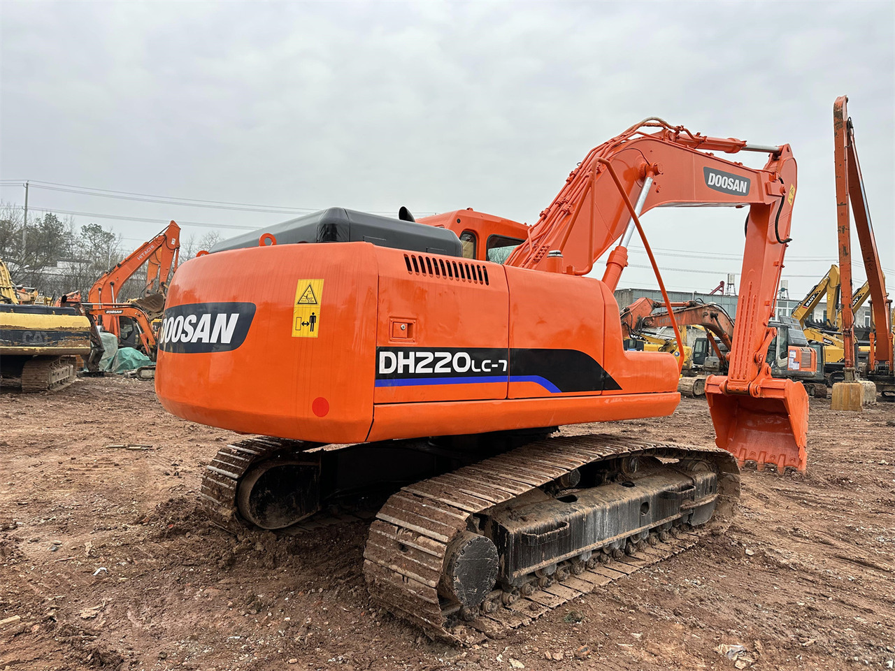 DOOSAN DH220 - Bager goseničar: slika 4 DOOSAN DH220 - Bager goseničar: slika 4