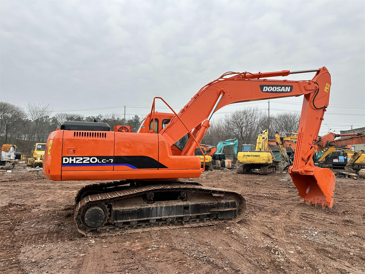 DOOSAN DH220 - Bager goseničar: slika 1 DOOSAN DH220 - Bager goseničar: slika 1