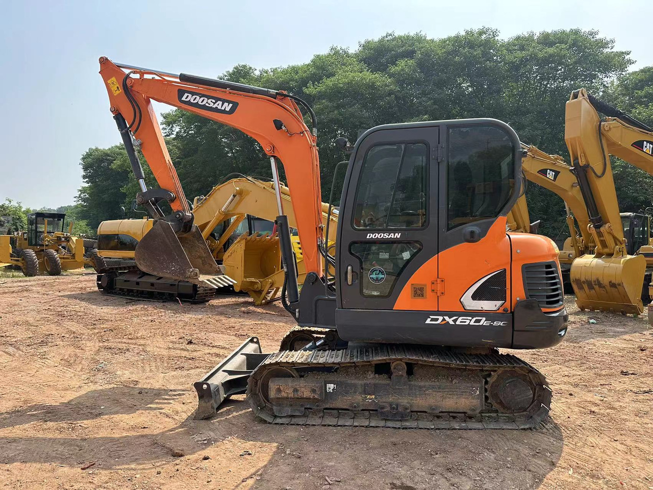 Mini bager DOOSAN DX60: slika 9