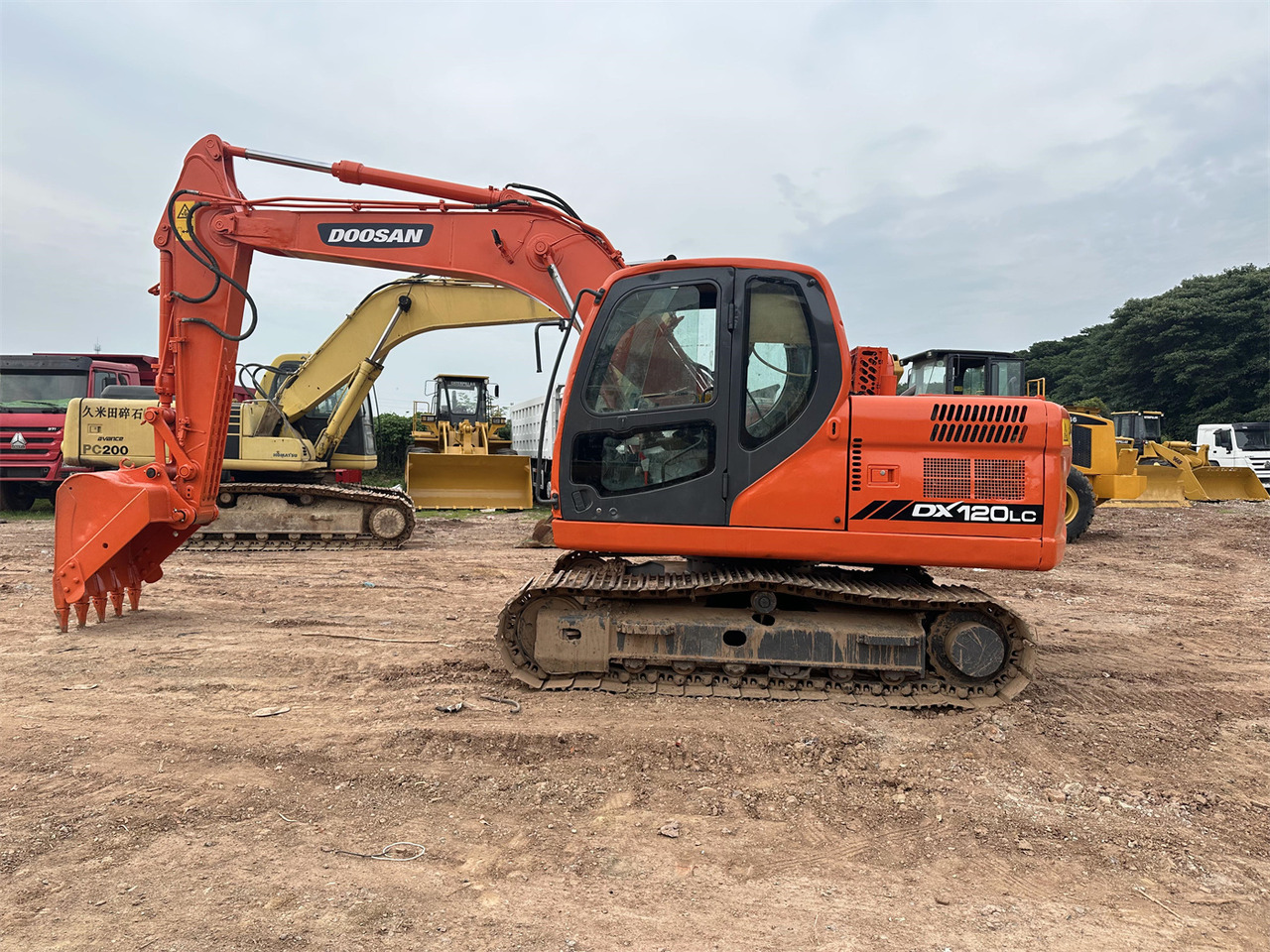 Doosan DX120 - Bager goseničar: slika 2 Doosan DX120 - Bager goseničar: slika 2