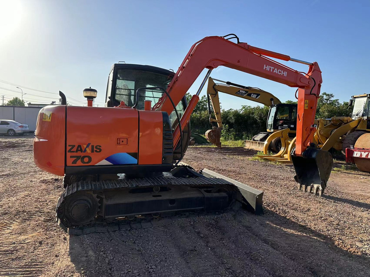 HITACHI ZAXIS ZX70 - Mini bager: slika 5 HITACHI ZAXIS ZX70 - Mini bager: slika 5
