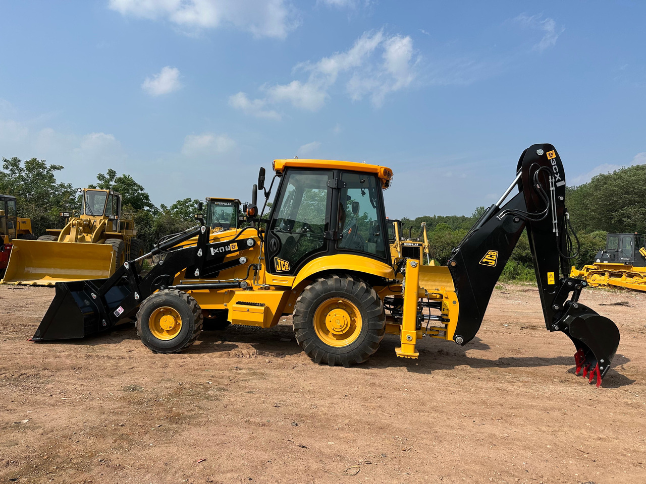 JCB 3CX - Bager nakladalec: slika 2 JCB 3CX - Bager nakladalec: slika 2
