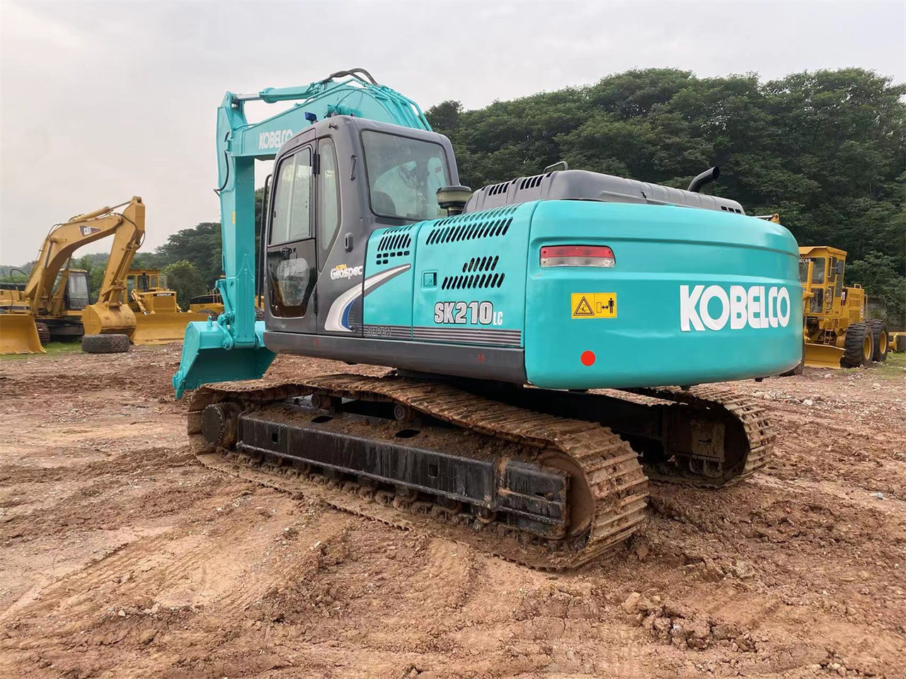 KOBELCO SK210LC-8 - Bager goseničar: slika 4 KOBELCO SK210LC-8 - Bager goseničar: slika 4