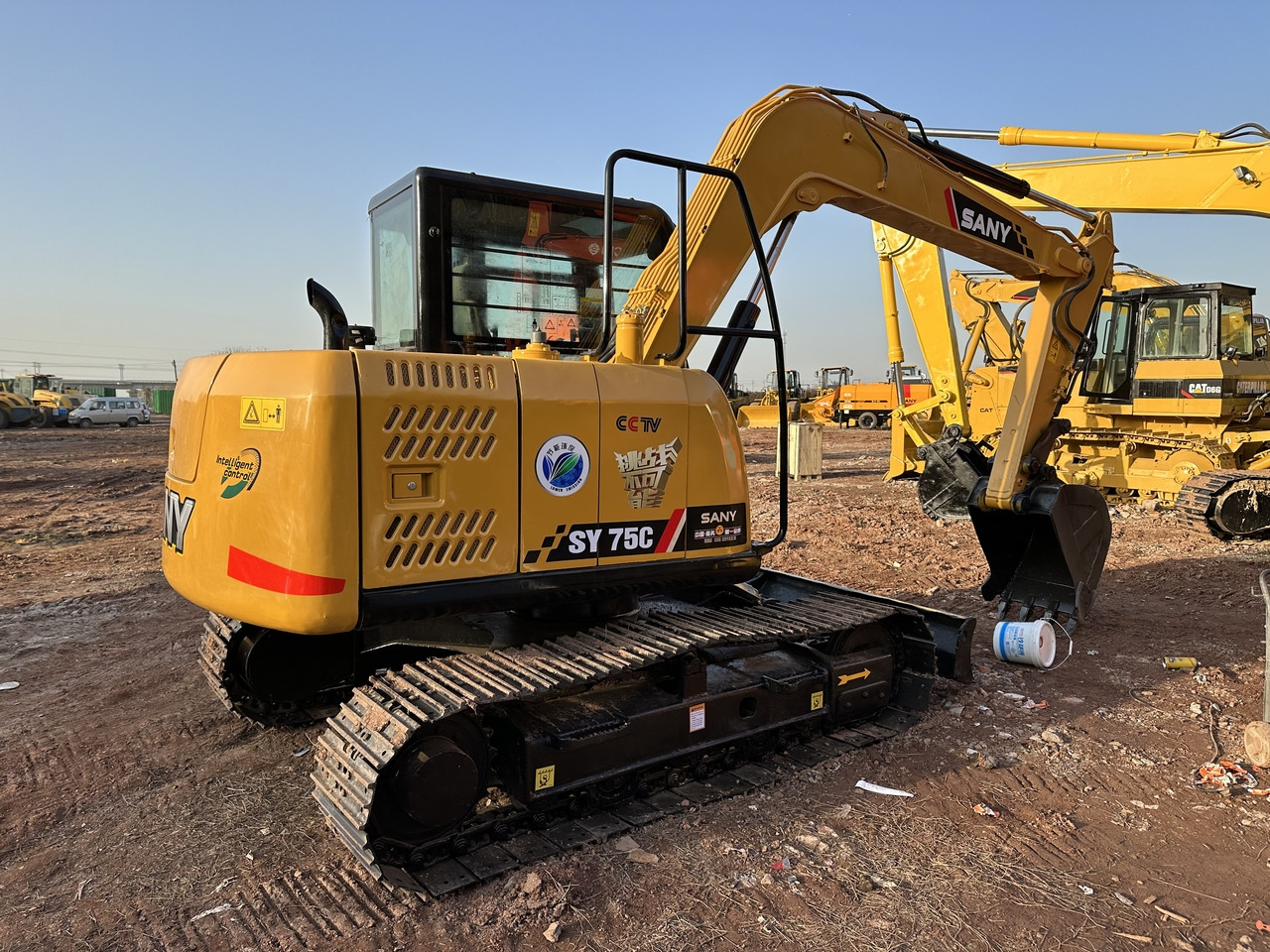 SANY 75C - Mini bager: slika 1 SANY 75C - Mini bager: slika 1