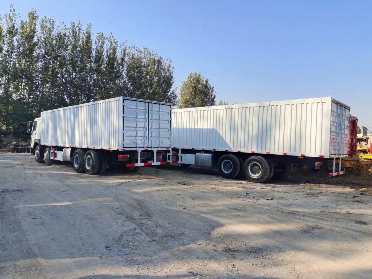 SINOTRUK 400 HOWO Box truck - Izotermični tovornjak: slika 5 SINOTRUK 400 HOWO Box truck - Izotermični tovornjak: slika 5
