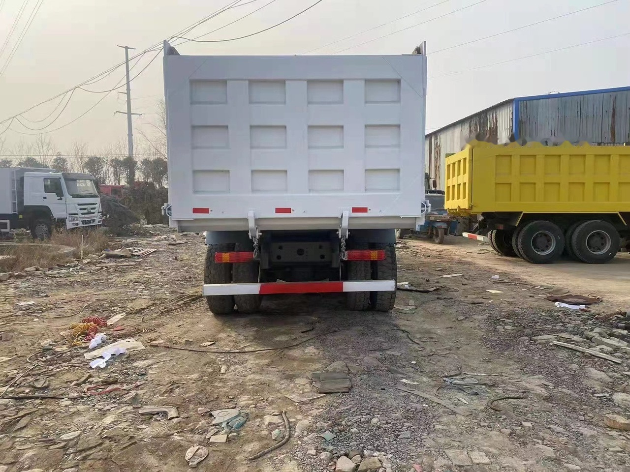 SINOTRUK HOWO 371 Tipper truck - Tovornjak prekucnik: slika 3 SINOTRUK HOWO 371 Tipper truck - Tovornjak prekucnik: slika 3