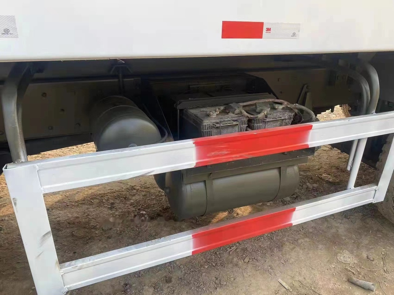 SINOTRUK HOWO 371 Tipper truck - Tovornjak prekucnik: slika 5 SINOTRUK HOWO 371 Tipper truck - Tovornjak prekucnik: slika 5