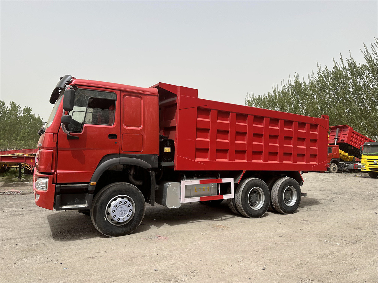 SINOTRUK Howo Dump truck 371 - Tovornjak prekucnik: slika 5 SINOTRUK Howo Dump truck 371 - Tovornjak prekucnik: slika 5