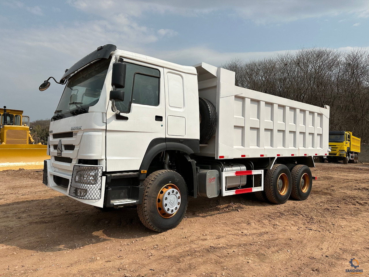 SINOTRUK Howo Dump truck 371 - Tovornjak prekucnik: slika 3 SINOTRUK Howo Dump truck 371 - Tovornjak prekucnik: slika 3