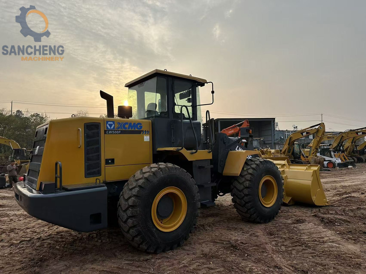 XCMG LW500F - Kolesni nakladalec: slika 2 XCMG LW500F - Kolesni nakladalec: slika 2