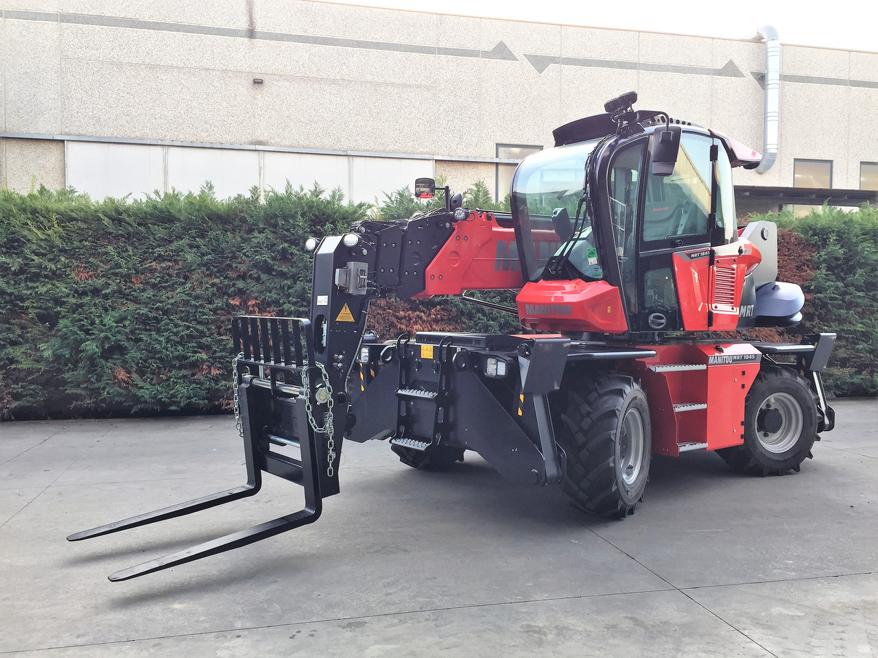 Manitou MRT 1845 360° 115D VISION - Teleskopski viličar: slika 1 Manitou MRT 1845 360° 115D VISION - Teleskopski viličar: slika 1