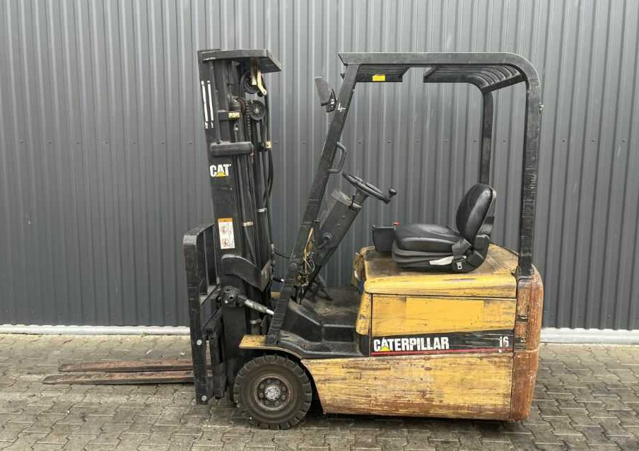 CAT Lift Trucks EP16KT - Električni viličar: slika 2 CAT Lift Trucks EP16KT - Električni viličar: slika 2