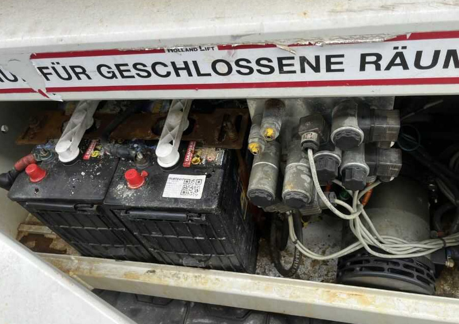 Holland-Lift ECOSTAR HL-11812 - Škarjasta dvižna ploščad: slika 5 Holland-Lift ECOSTAR HL-11812 - Škarjasta dvižna ploščad: slika 5