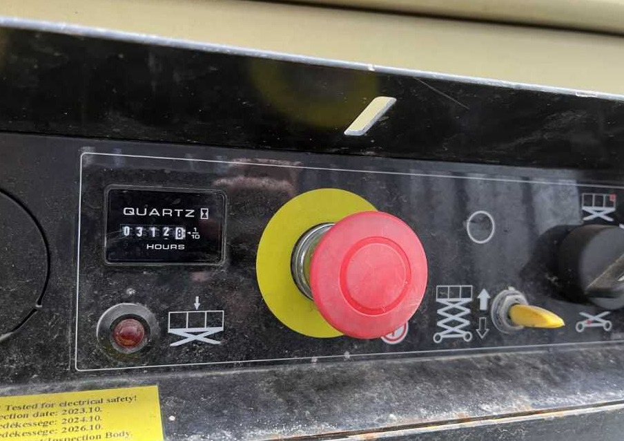 JLG 4045R - Škarjasta dvižna ploščad: slika 5 JLG 4045R - Škarjasta dvižna ploščad: slika 5