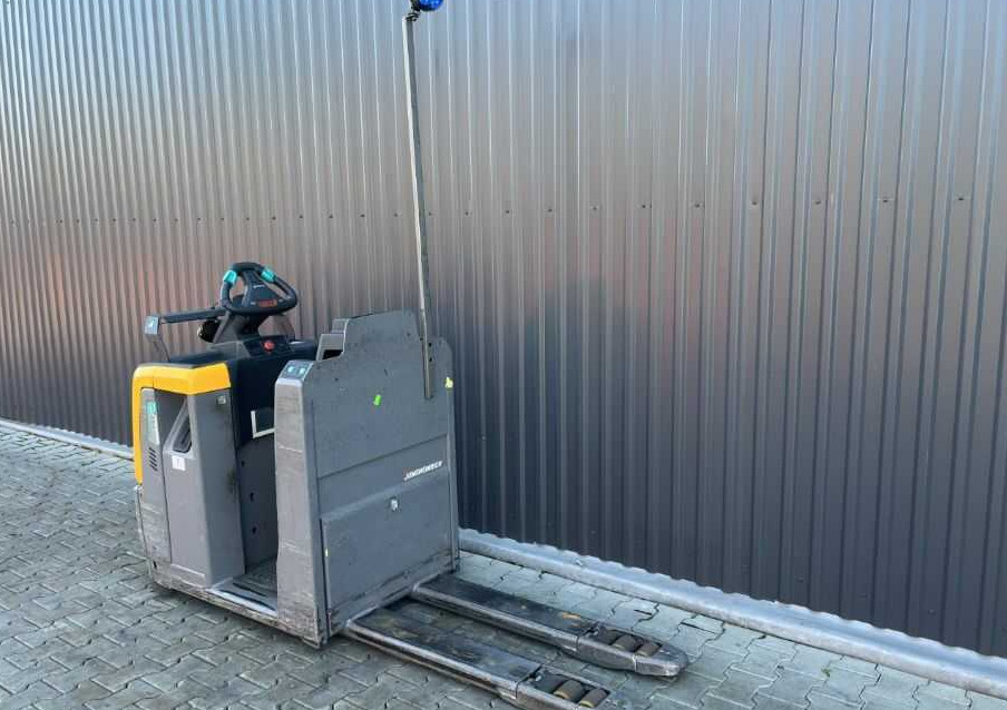 Jungheinrich ECE220 - Stroj za pripravo blaga: slika 3 Jungheinrich ECE220 - Stroj za pripravo blaga: slika 3
