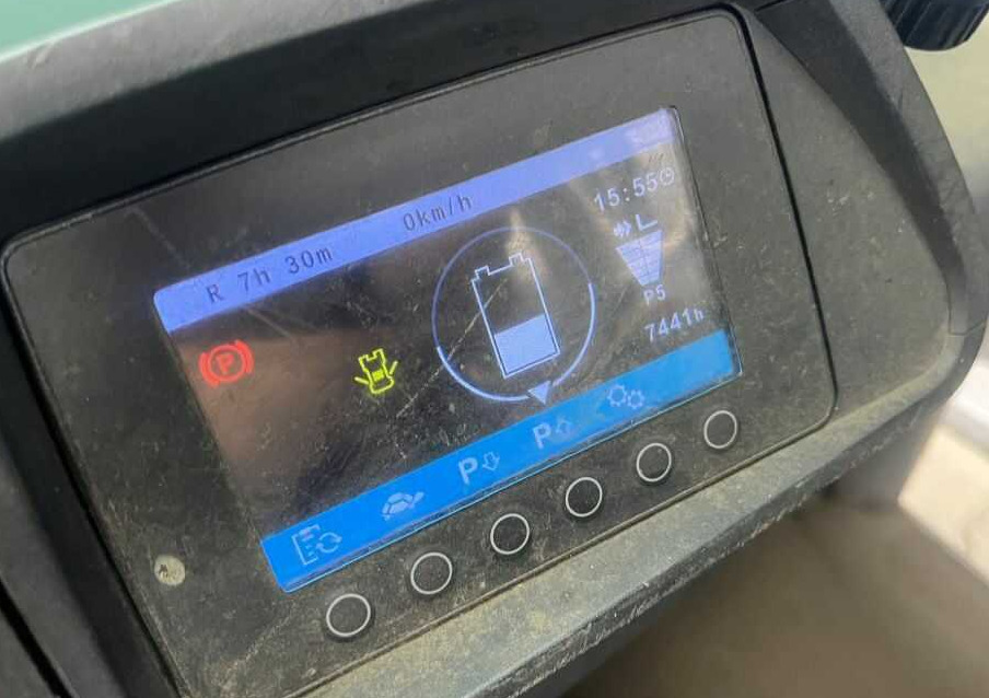 Jungheinrich EFG220 - Električni viličar: slika 5 Jungheinrich EFG220 - Električni viličar: slika 5