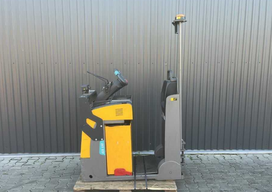 Jungheinrich EZS130 - Vlečni traktor: slika 2 Jungheinrich EZS130 - Vlečni traktor: slika 2