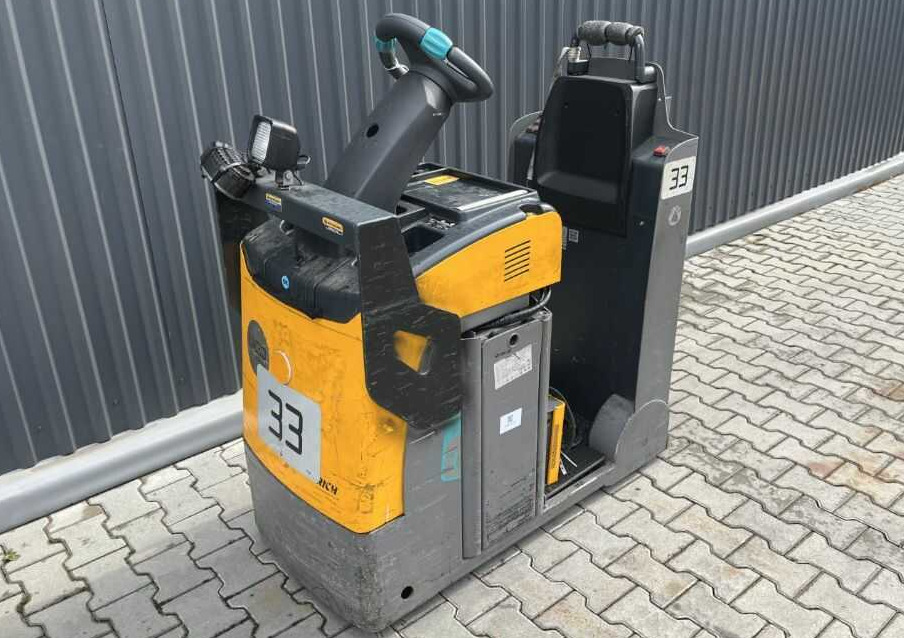 Jungheinrich EZS130 - Vlečni traktor: slika 1 Jungheinrich EZS130 - Vlečni traktor: slika 1